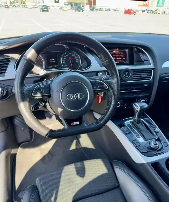 Audi A4 B8 5 3xS Line 15 000 eur