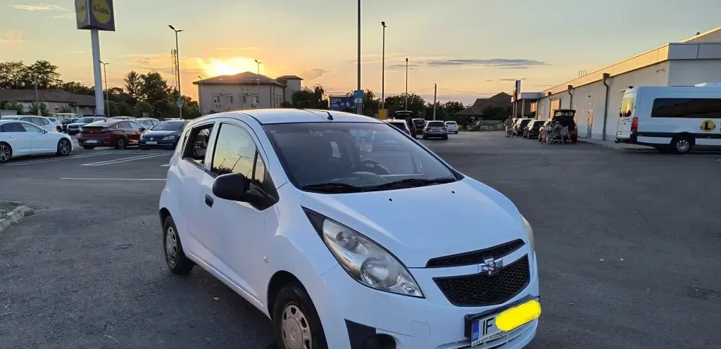 Chevrolet Spark 1 900 eur