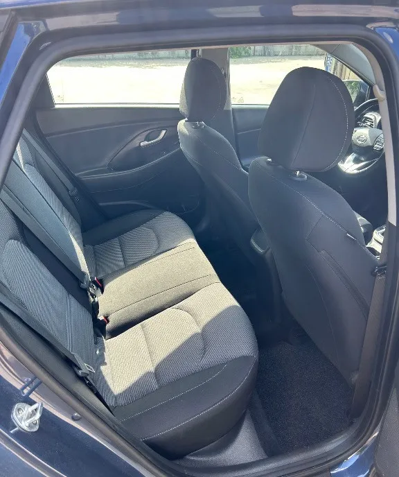 Hyundai i30 1 6 7 250 eur