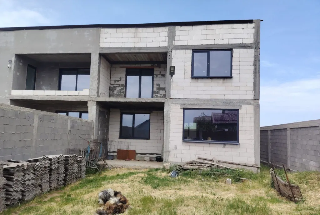 Casa tip duplex de vanzare 144 mp zona Jumbo Craiova
