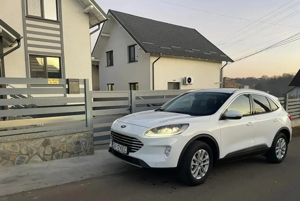 FORD KUGA TITANIUM 2 5 FULL HYBRID 190 CP AUTOMATA ndash 2024 GARANTIE FORD 2029 25 900 eur