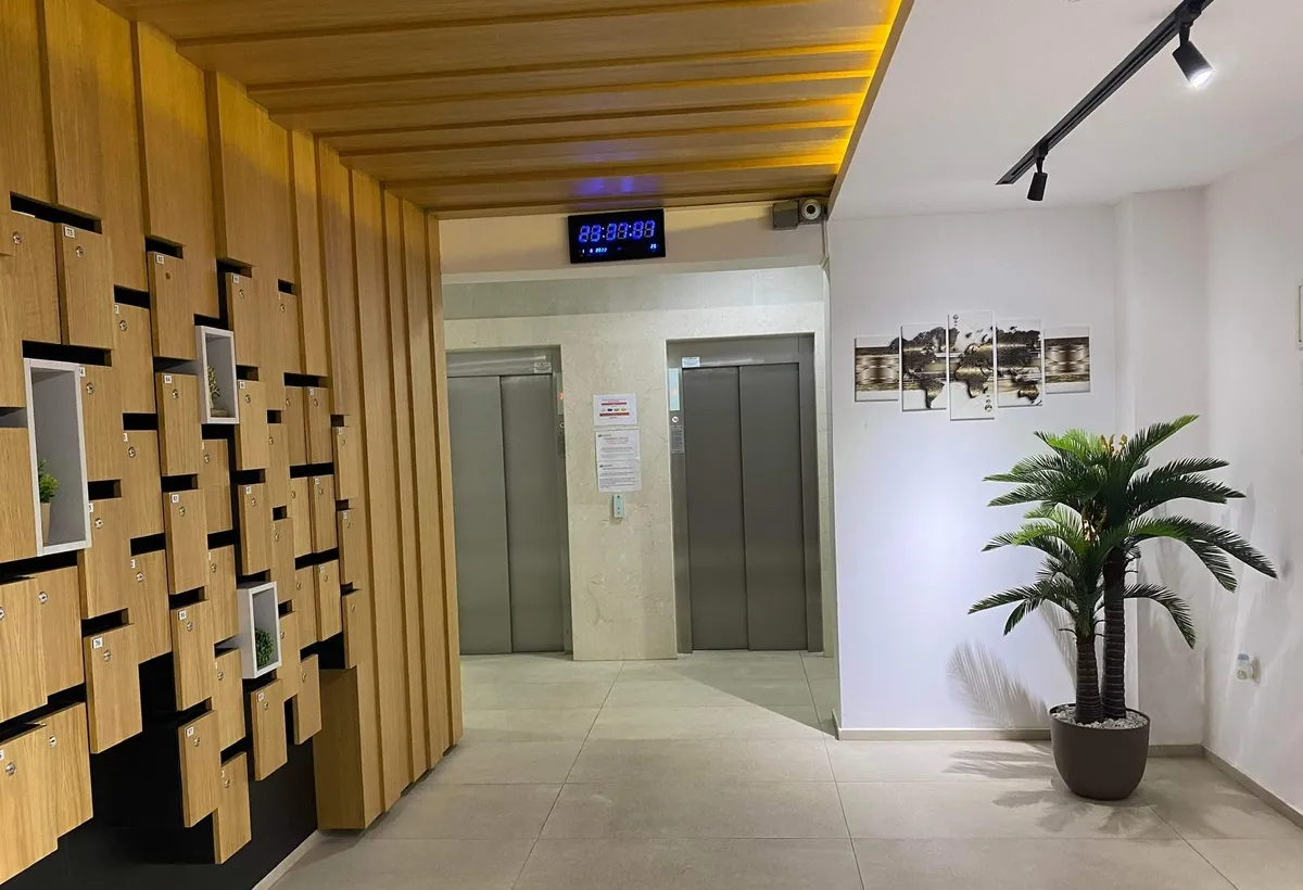 Prelungirea Ghencea Complex Dimri 2 bai centrala parcare piscina