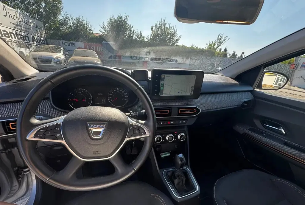 Dacia Sandero Stepway Comfort ndash 33 000 km ndash Unic proprietar 11 800 eur