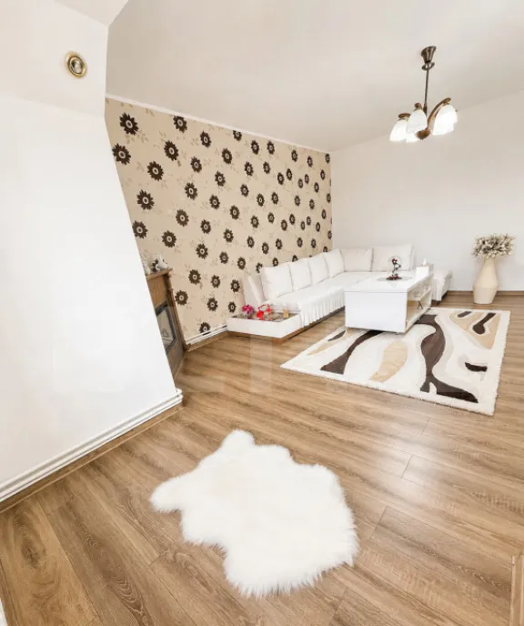 Apartament 3 camere 63 10 mp la cheie zona Blocuri Campi