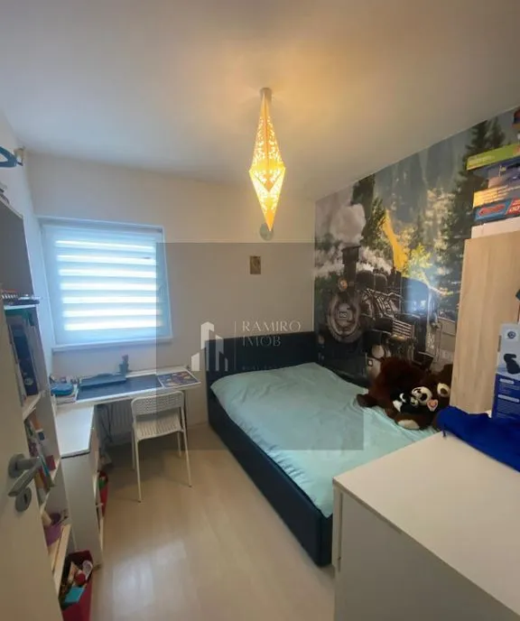 Apartament 3 camere etaj 2 Berceni Metalurgiei