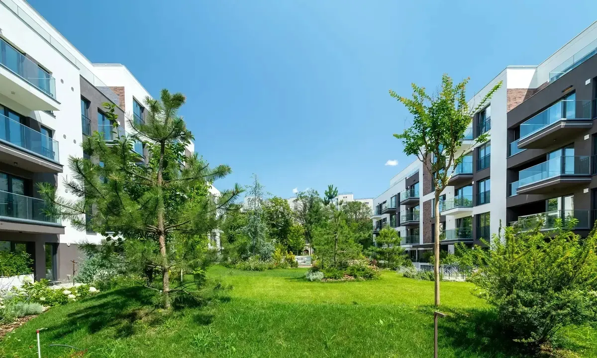 Garsoniera cu gradina Ansamblu nou Mutare imediata