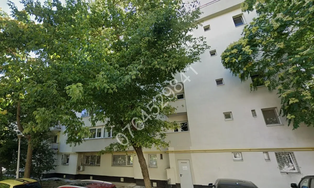 Rond Alba Iulia Bd Unirii Decebal Str Caloian Judetul la 12 min metrou