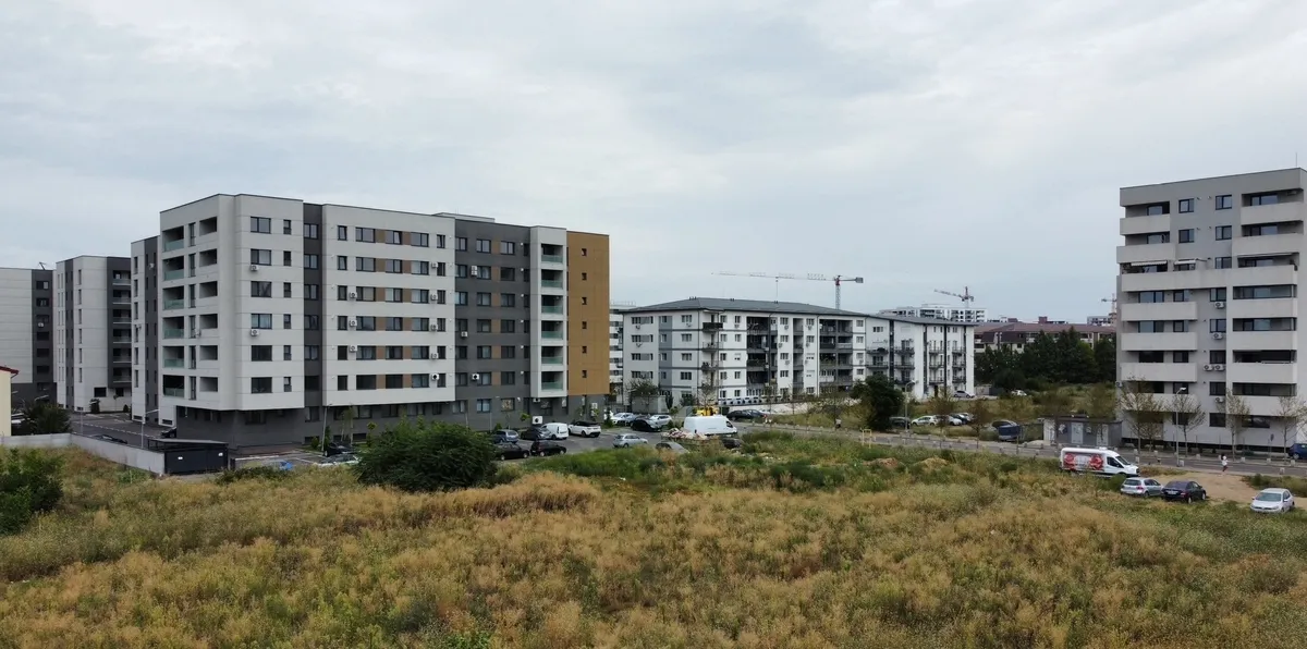 Str Postalionului 1525 mp teren pentru constructie bloc P 4 5R 6R