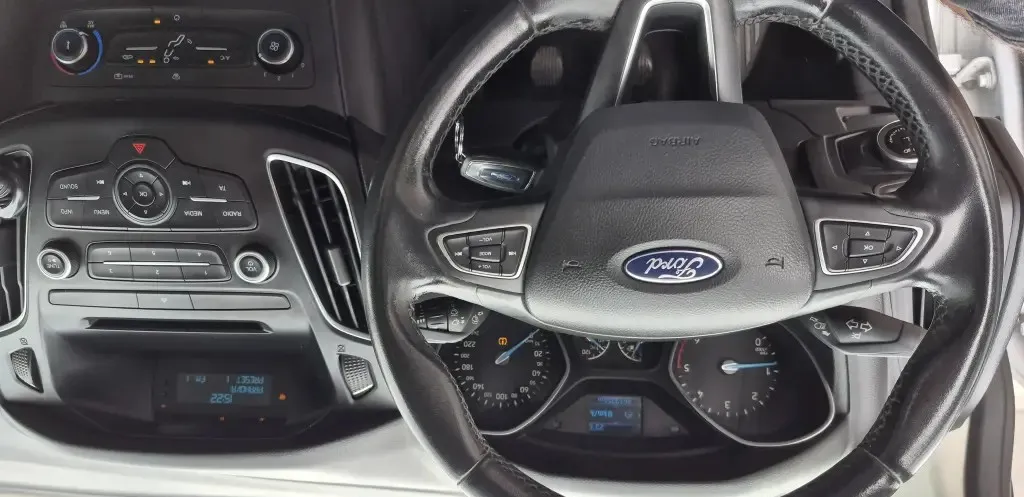 Ford focus 3 berlina noiembrie 2016 4 500 eur