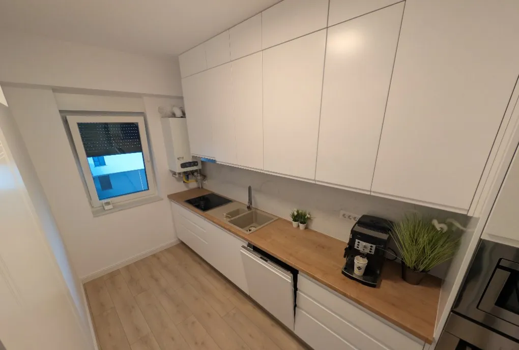 Apartament cu 3 Camere Laz residence prima inchiriere