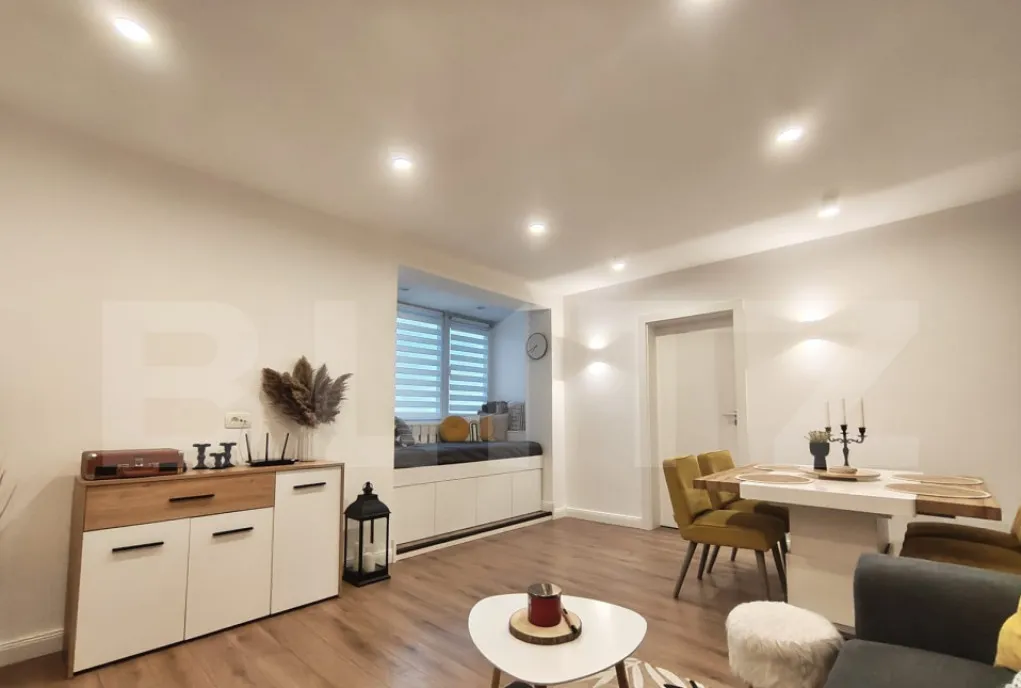 Apartament cu 3 camere tip C 78mp renovat vedere Cris