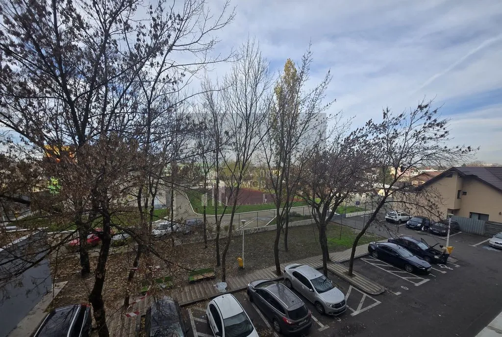 Ap 3 camere 70m decomandat etaj 2 centrala stb Vadul