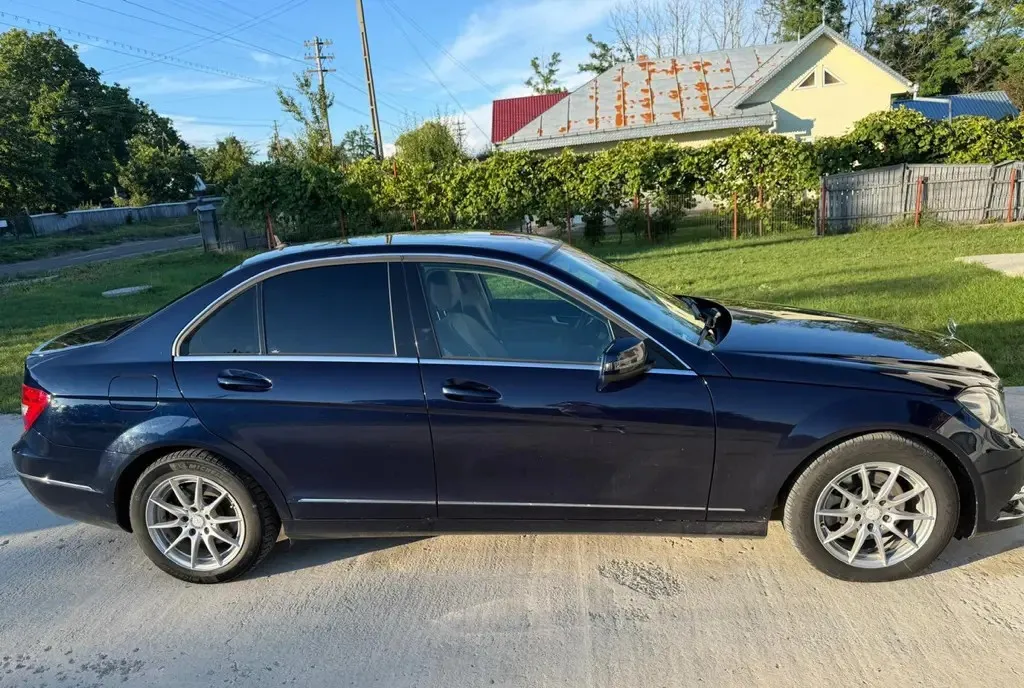 Mercedes-Benz C220 CDI Facelift W204 170 CP Automat 9 850 eur