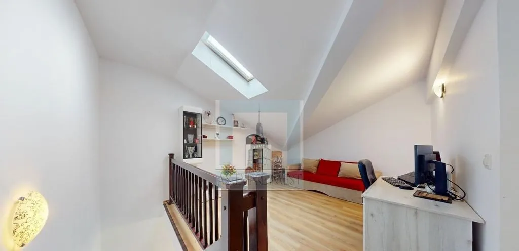 Apartament 3 camere 121 mp 2 bai 3 balcoane zona Subcet