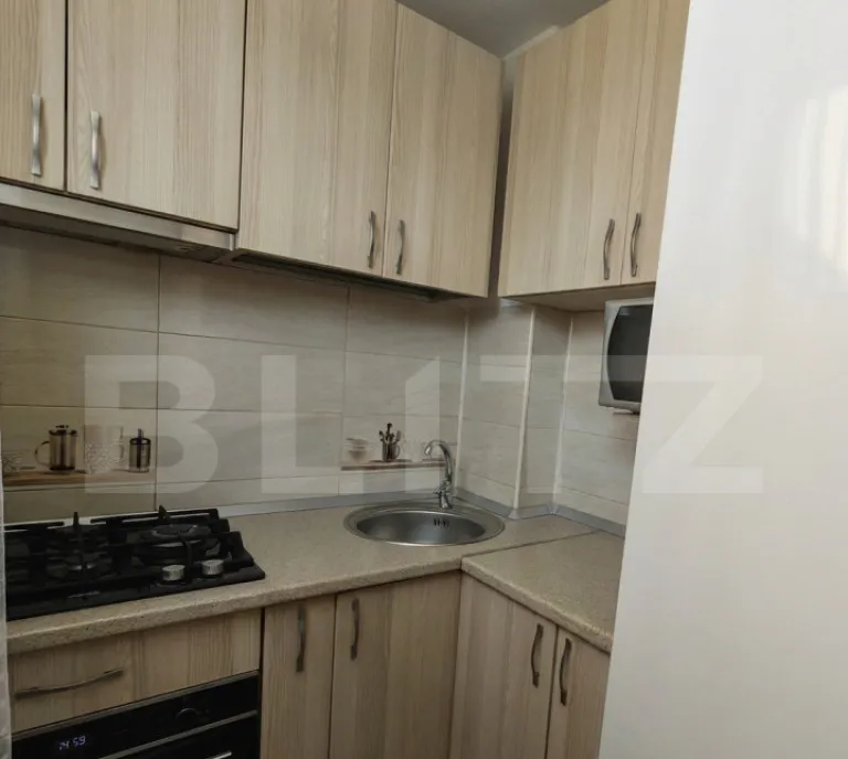Apartament 2 camere 33 mp zona Rogerius