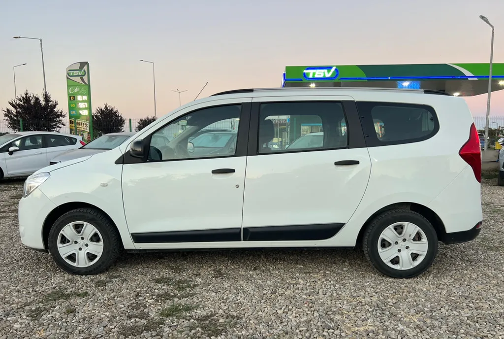 Dacia Lodgy 7 LOCURI 1 5dci/115cp 2022 EURO 6 TVA Deductibil 8 690 eur