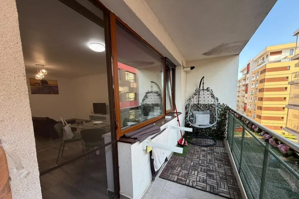 Cartierul Solar apartament 2 camere parcare inclusa
