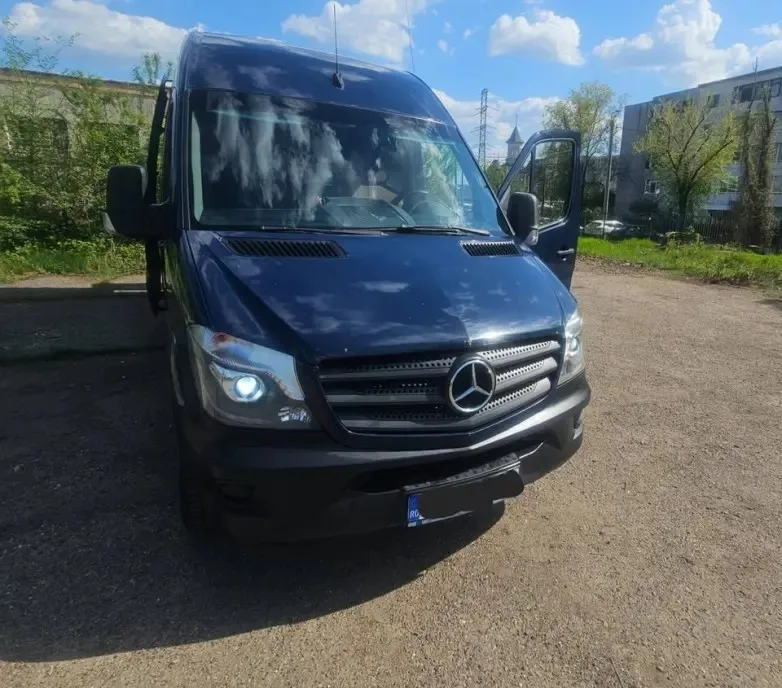 Se vinde autoutilitara MERCEDES SPRINTER 319CDI 190CP varianta lunga 2016 E6 9 000 eur
