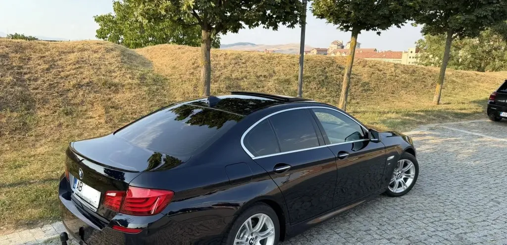 Bmw 520d f10 m paket stare foarte buna apple carplay 12 499 eur