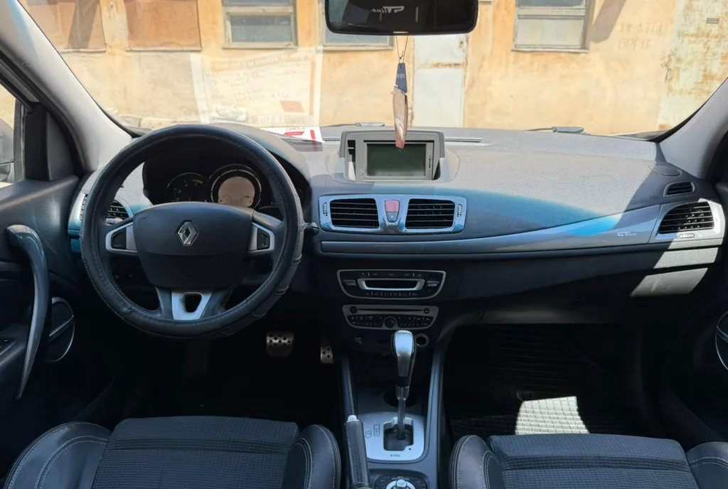Renault Megane III GT Line 1 5 dCi 110 CP EDC Automata / 2011 / Euro 5 3 350 eur