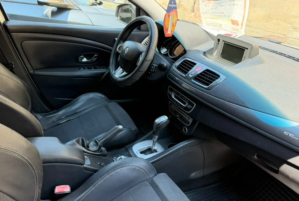 Renault Megane III GT Line 1 5 dCi 110 CP EDC Automata / 2011 / Euro 5 3 350 eur