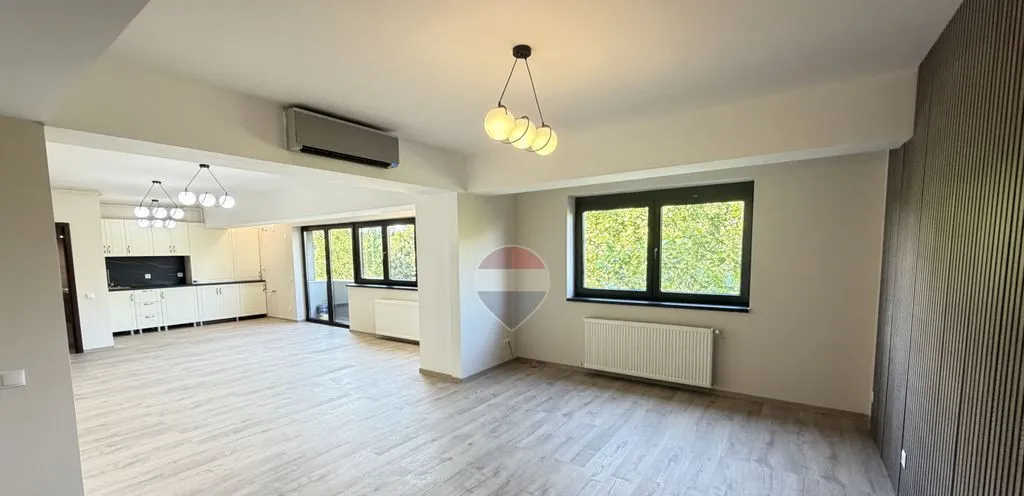 Apartament 2 camere Parcul Carol