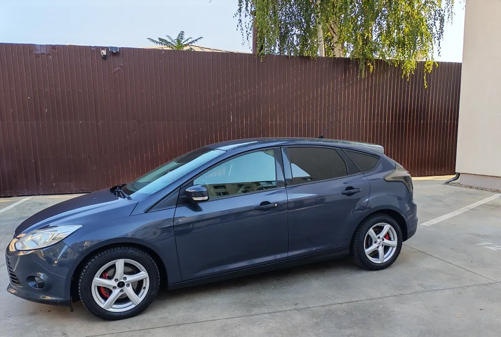 Ford Focus 2012 Euro 5 2 590 eur