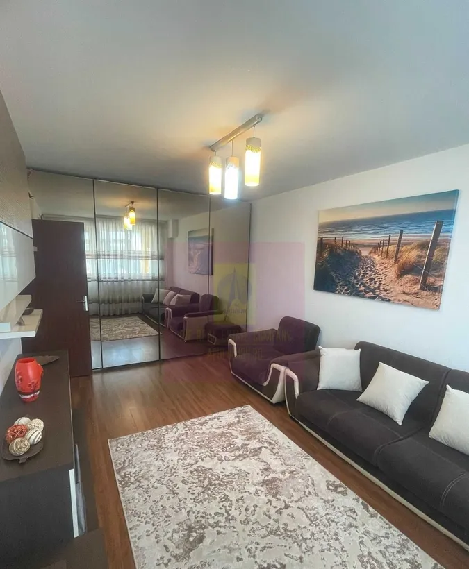 3 camere decomandat Piata Sudului Scoala 194