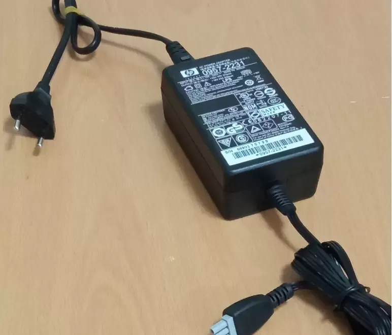Vand Alimentator HP pentru Imprimanta