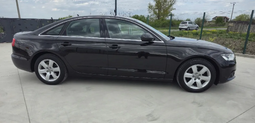 Audi A 6 C7 an 2013 11 000 eur