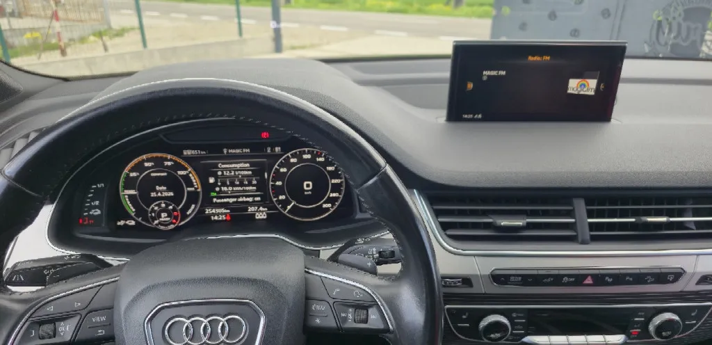 Audi Q7 E-Tron an 2016 24 000 eur