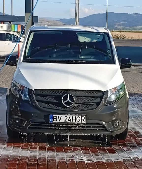 Mercedes Vito 114 cdi 2020 motor 2 0 17 000 eur