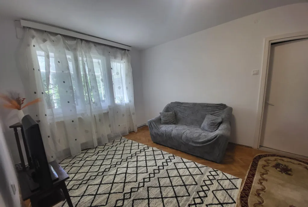 Podul Ros Cantemir Palas 2 camere Liber