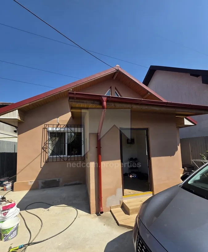 Casa de vanzare Oras Pantelimon 2 camere curte proprie