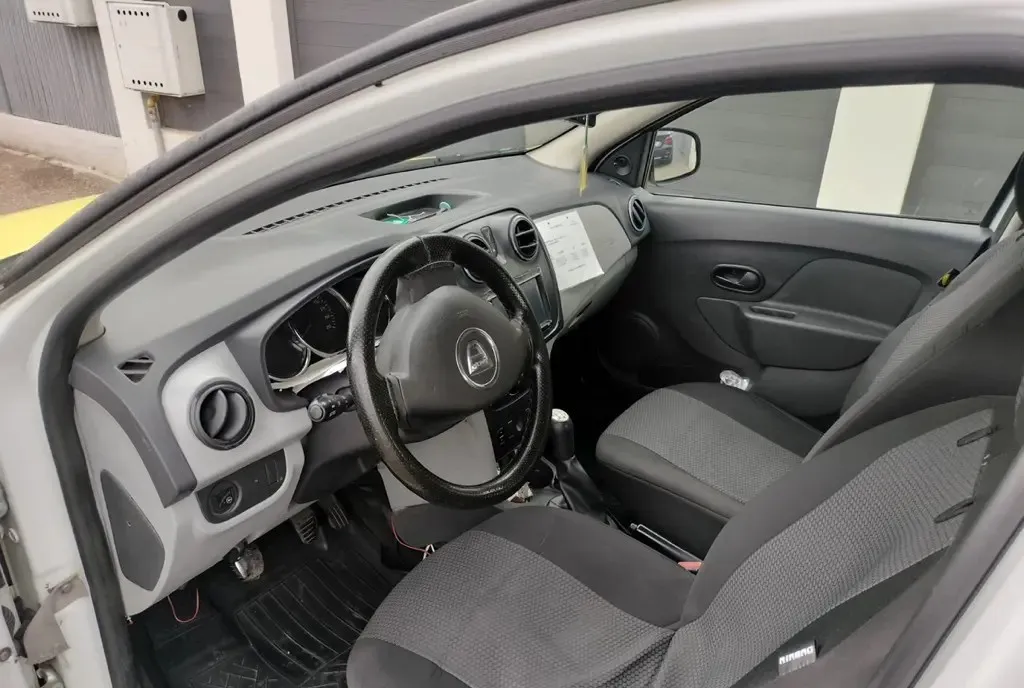 Dacia Logan Autorizatie Taxi 6 500 eur