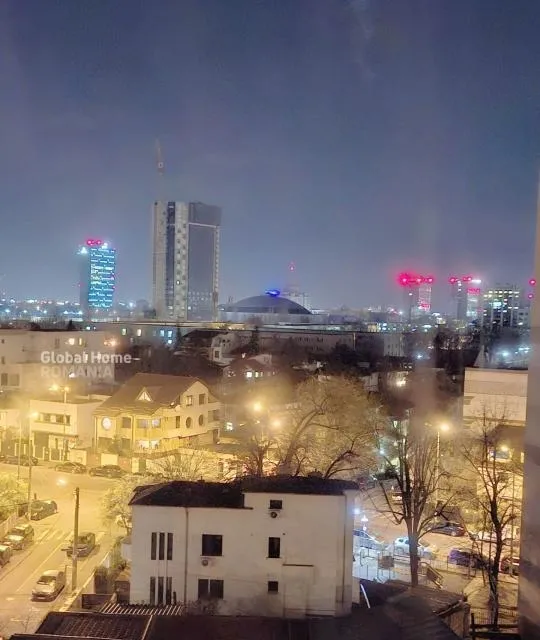 1 Mai Metrou 1 Mai 2 camere etaj 7 vedere panoramica pe spate