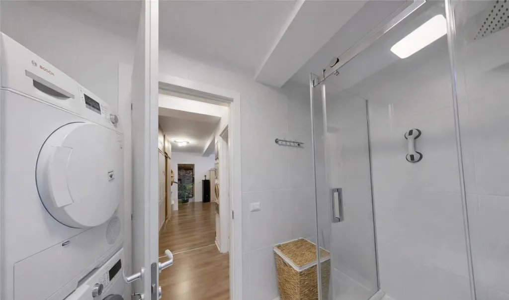 Gata de mutare Apartament 75 mp cu terasa si toate facilita