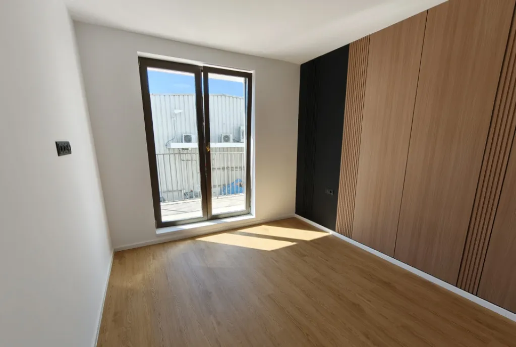 Apartament 2 camere 53 mp zona Eroilor