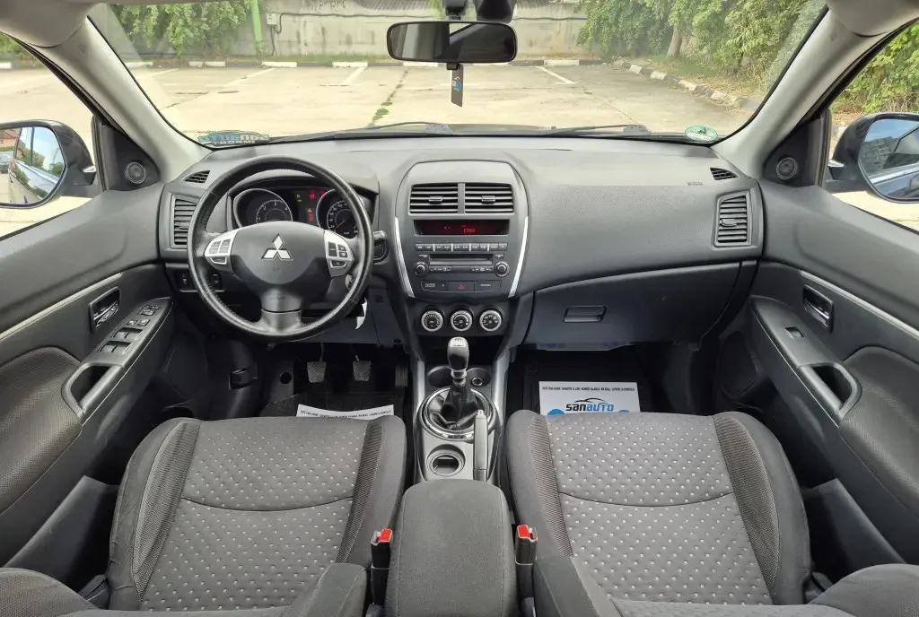 Mitsubishi ASX 2011 1 8 DI-D 150 CP euro 5 / RATE fara avans 5 490 eur