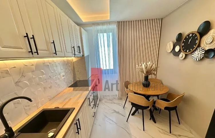 Vanzare apartament 3 camere mobilat utilat Novum 56 Gorjului Lujerului Militari