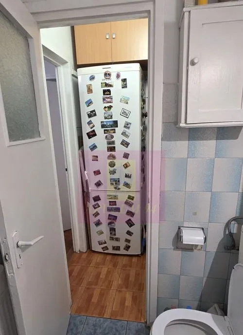 Apartament cu 3 camere de vanzare in Campina