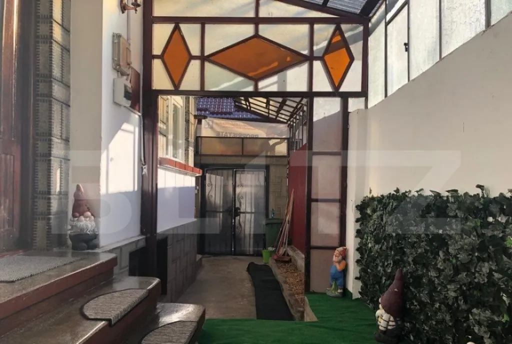 De vanzare casa in Schei