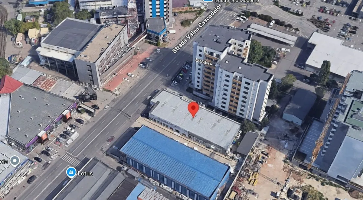 Investitie Teren cu cladire tip hala/spatiu comercial 971 mp in Militari