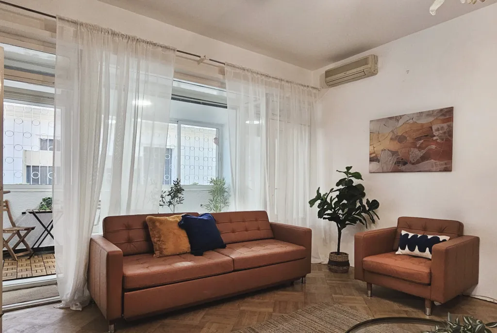 Inchiriere apartament 4 camere Strada Atena Capitale