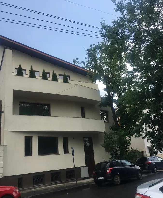 Unirii str Elena Cuza
