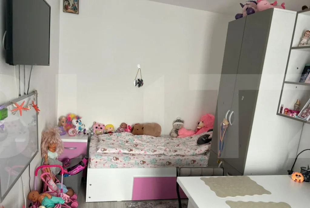 Apartament 2 camere semidecomandat Zona A Scoala 12