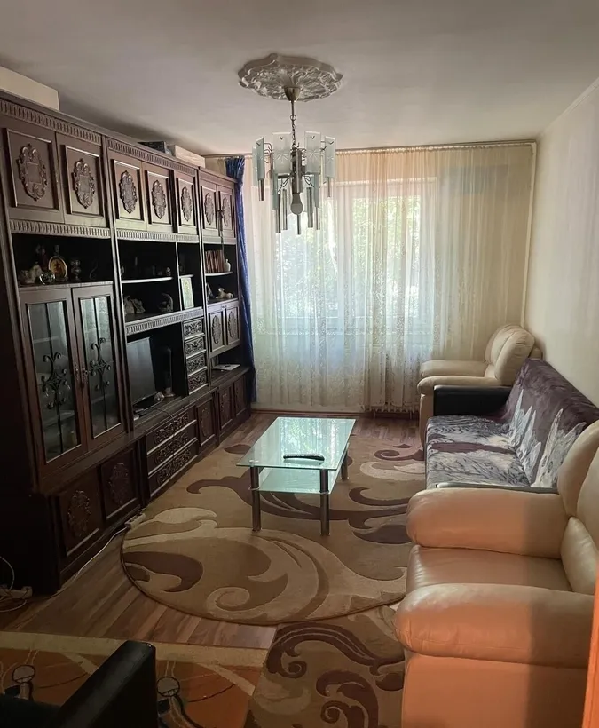 Crangasi Apartament 2 camere reabilitat termic la doar 6 minute de metrou