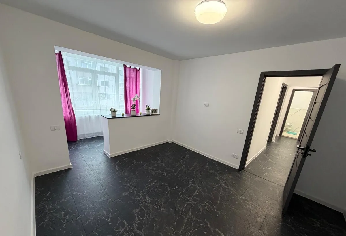 Militari - metrou Pacii Apartament 4 camere decomandat etaj 1/4
