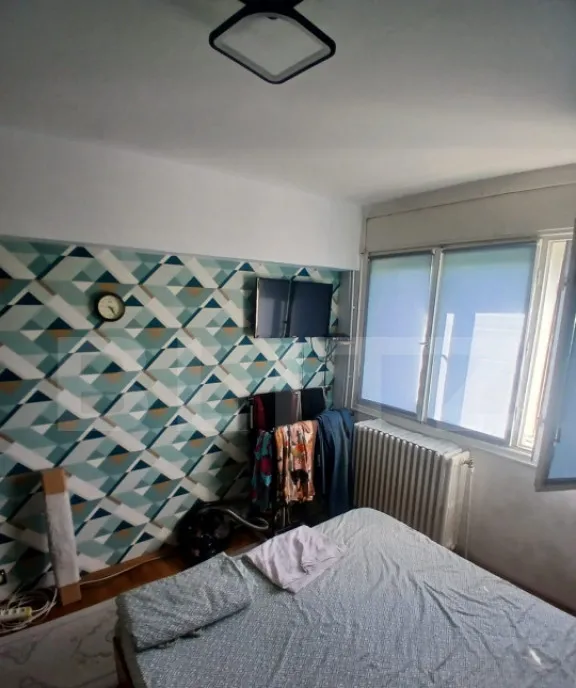 Aprtament 3 camere zona Pod Ros