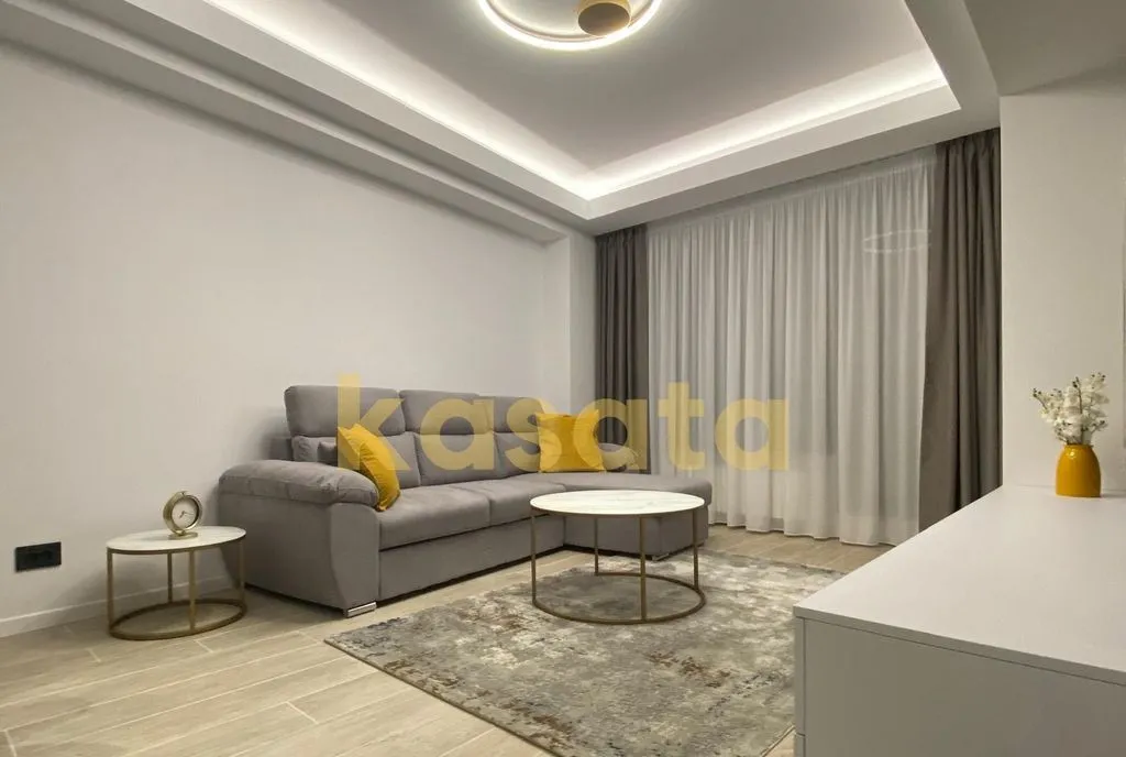 Casa tip duplex -gated community panouri solare do